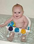 20050116_05w-EmilyHiggins-6mo_bathchair_bigbathtub-TatlowsBlackfootID.jpg