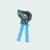 Cable cutters with ratchet