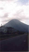 Arenal Volcano (87K)