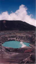 Poás Volcano (131K)