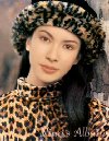 Amy ...you're so beautifull besites a "mistery" :)