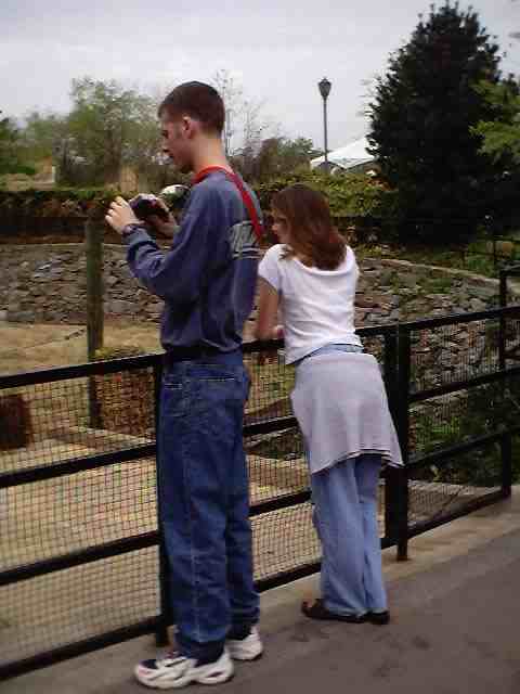 Jay, Britney, a fence