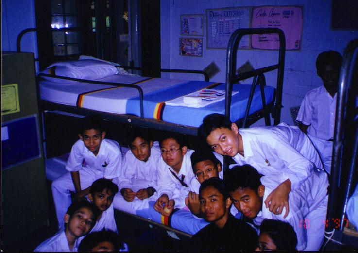 muka-muka kaki stay up kat Prep School