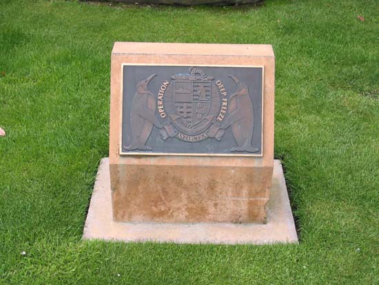 Plaque
