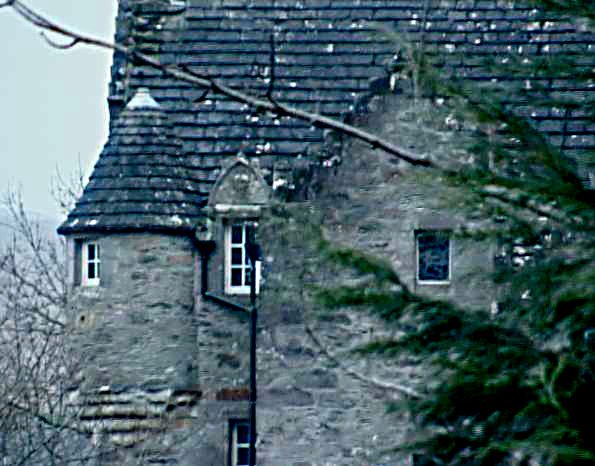 Dunderave05bySamBarricklow.jpg (106963 bytes)