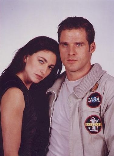 John Crichton and Aeryn Sun
