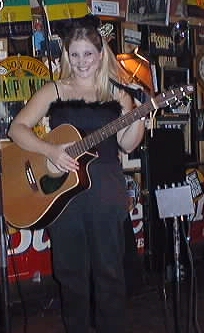 Mandy1.jpg (62674 bytes)