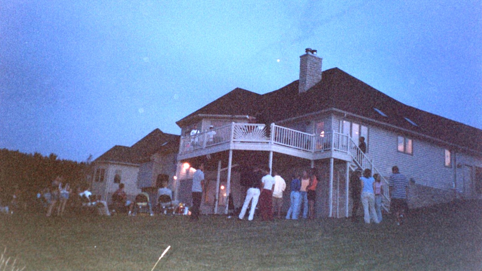 partywideshot.jpg (308147 bytes)