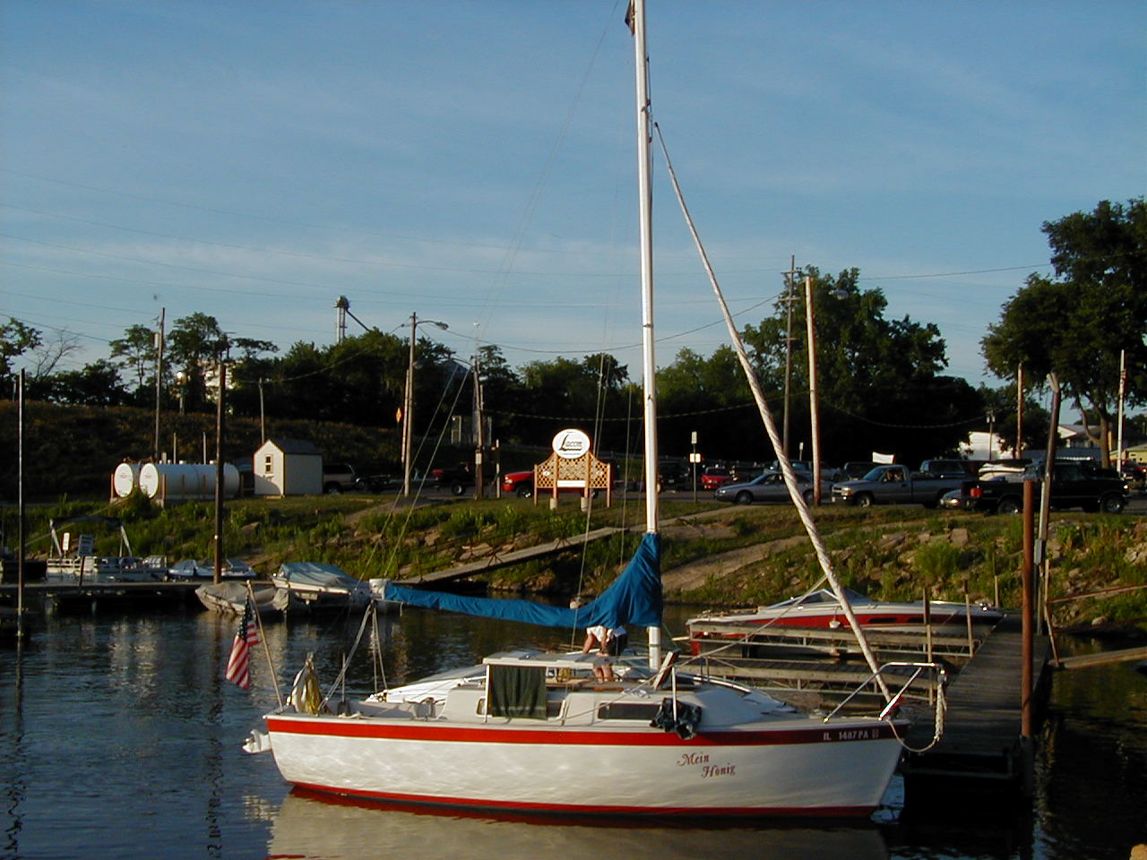 Marina at Lacon IL.