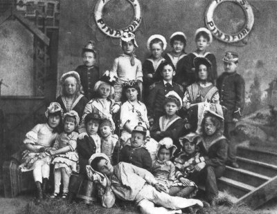 Cary's Juvenile Company in 'HMS Pinafore' photographed in Auckland in 1881