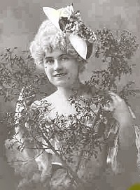 Dolly Castles in 'Iolanthe'. By permission of the National Library of Australia.