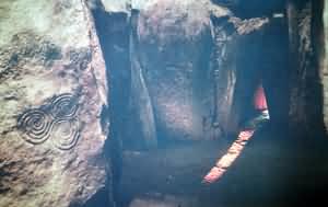 Ancient Irish art symbols
on megalithic stones at Newgrange