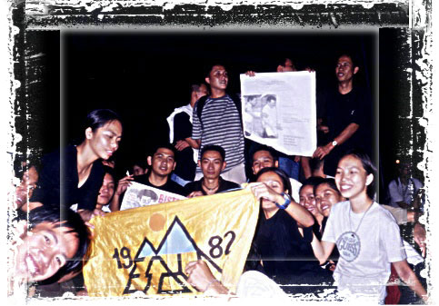 si jeyps yung nasa lower left corner