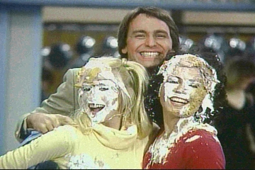 Joyce DeWitt, Suzanne Somers