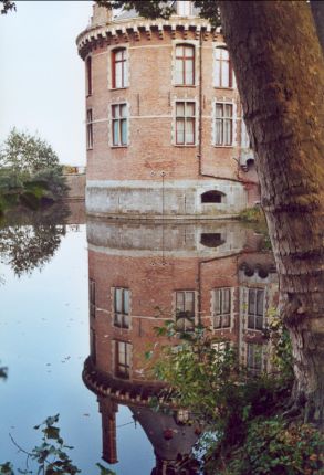 Spiegelkasteel in Deinze door Kozze Wim