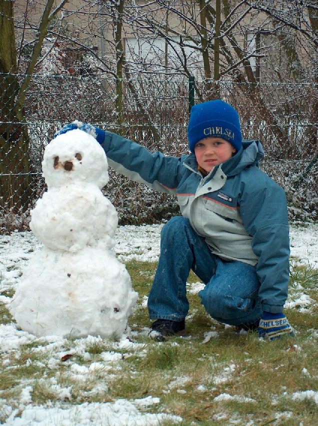 Maarten maakt een Sneeuwman
