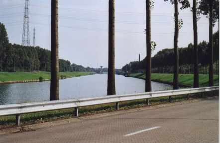 Kanaal Brussel-Willebroek door Kozzinneke Katty