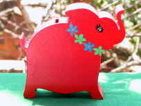 Elephant coin box