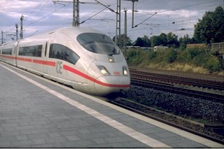 El ICE3 que alcanzó los 368 km/h.