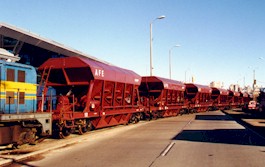 Los nuevos vagones rumanos ya circulan por las vías uruguayas. (Foto: M. Benoit)