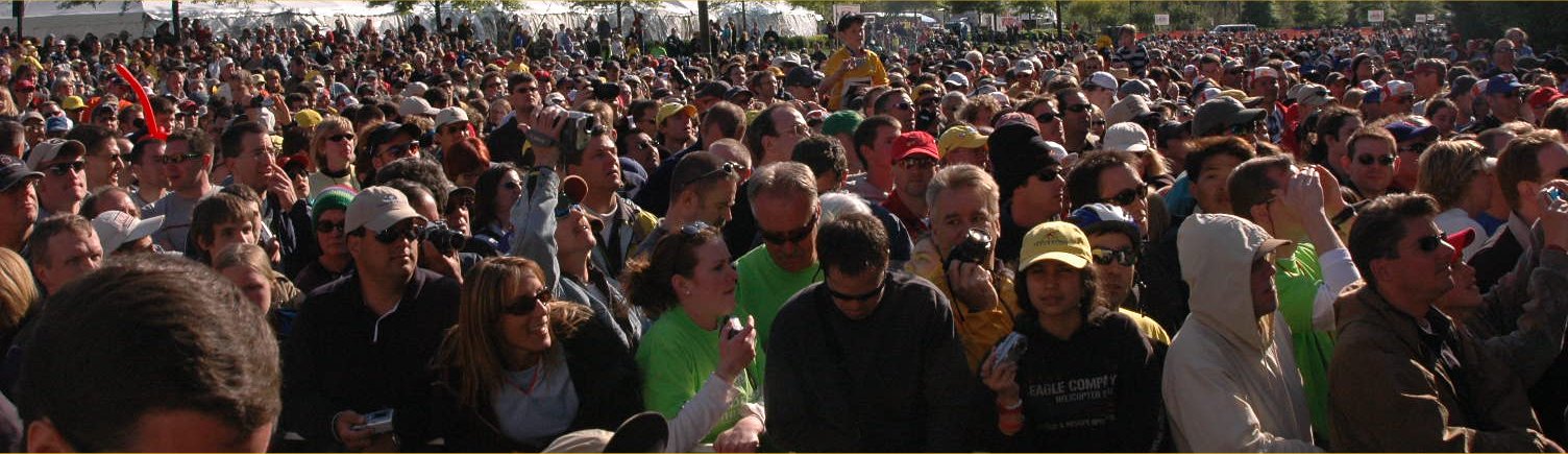 Tour de Enormous Crowd!