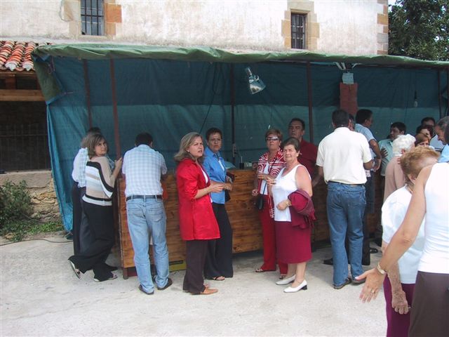 Salida de Misa . Empezamos a ambientarnos