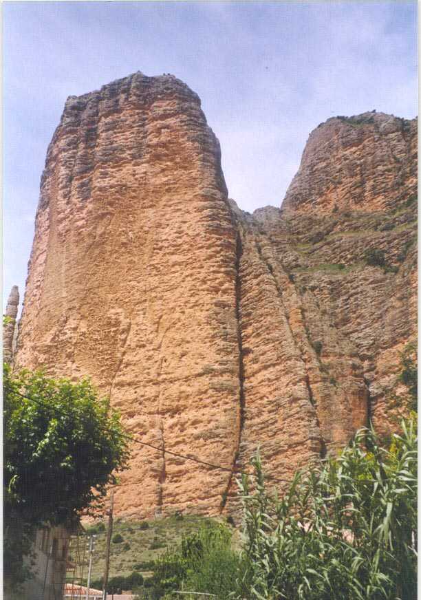 Los Mallos de Riglos