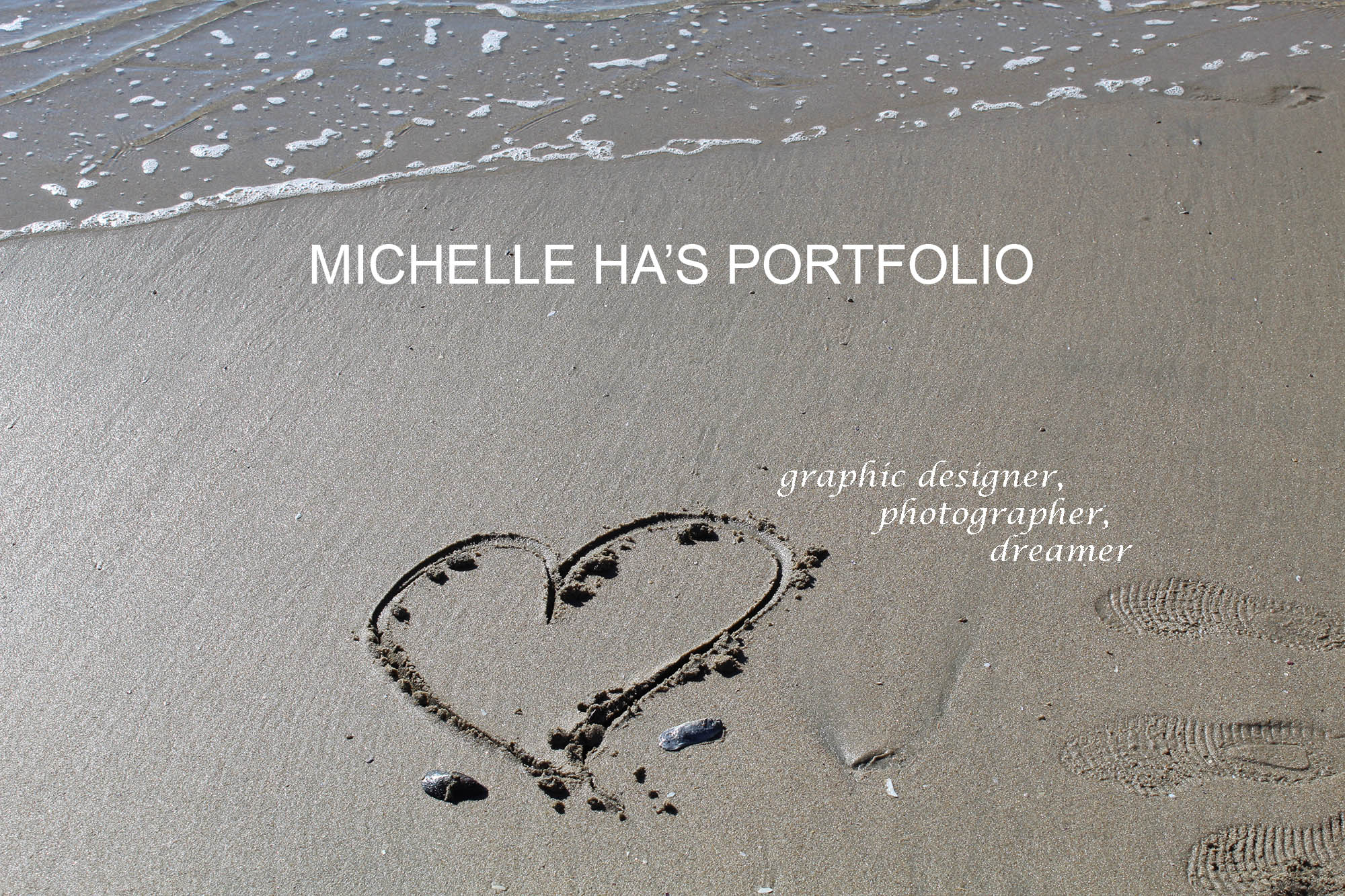 Picture of sand and heart