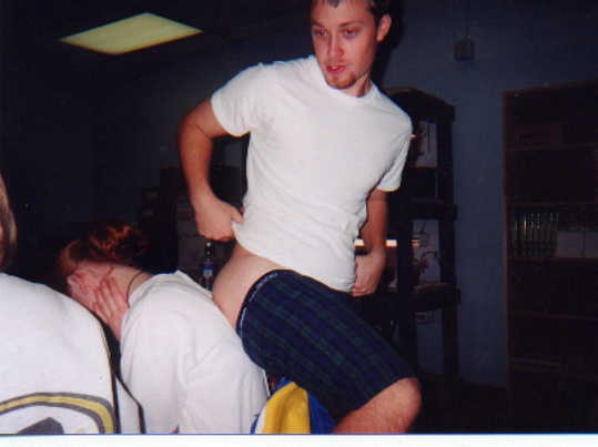 Look at me...my bum is on Trish