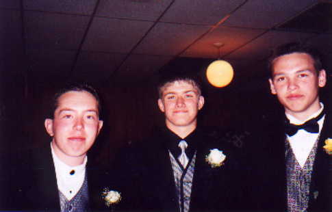 Its the three stooges.