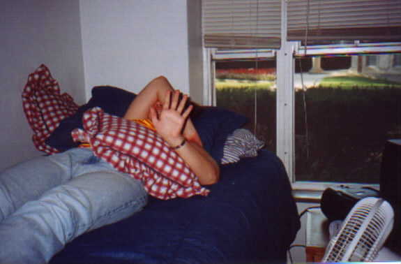 See this is the example of her not wanting to get her pic taken.