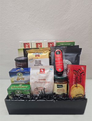 Lovely Holiday Gift Baskets