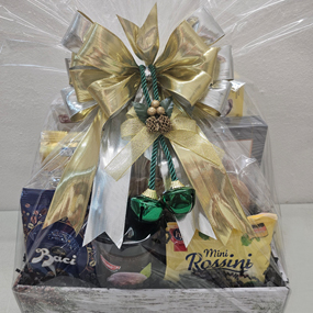 Holiday Baskets to Puerto Rico
