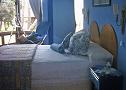 Cama Matrimonial,colchon Somier,placares, gavetas,muy iluminado con amplias ventanas con vistas a bosques de pinos. ba�o en suite
