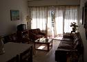 Sala con salida al balcon del edificio