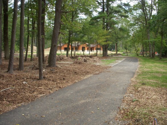 A beautiful approach to the Fuller Lake bathhouse from the Appalachian Trail