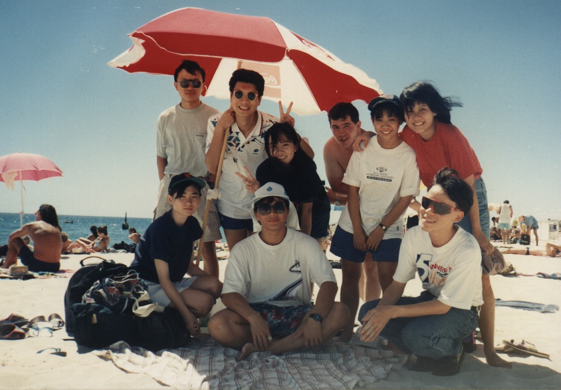beach_perth.JPG (312048 bytes)