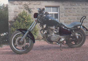 CM 250 Lowrider