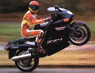 ZX11wheelie.jpg (29961 bytes)