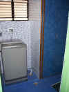 17utility room.jpg (198571 bytes)