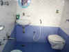 23attached toilet2.jpg (152814 bytes)