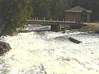 Au Train Falls, downstream
