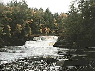 Lower Tahquamenon Falls, right side (multiple ledges, landing hard)