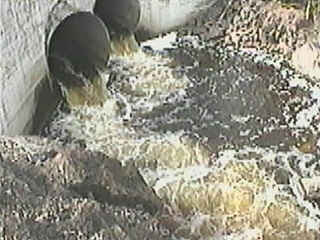 Sequence 9F - outflow from tubes (Hwy.61 is a couple hundred yards downstream)