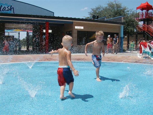 Click on picture to return to Bedford Splash Pictures Main Page