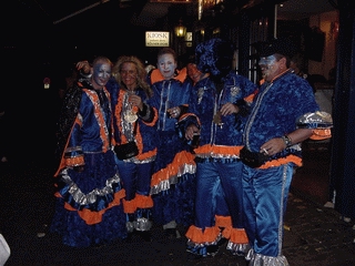 Color costumes were the fashion du jour