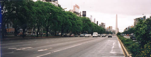 The Avenida 9 de Julio is about 130 meters wide. Pedestrians beware
