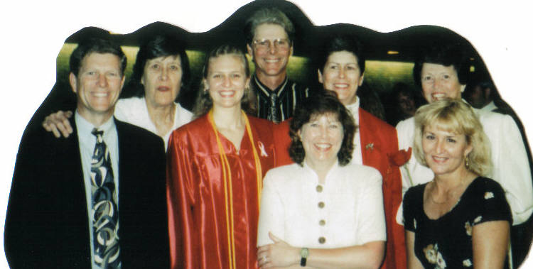 uncle Sam, aunt Caroline, me, Dad, aunt Sue, aunt Meg, Granny, mum