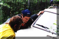 Car.jpg (52800 bytes)