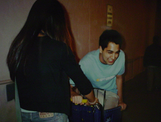 Cyrus in a shopping cart, May 2001
